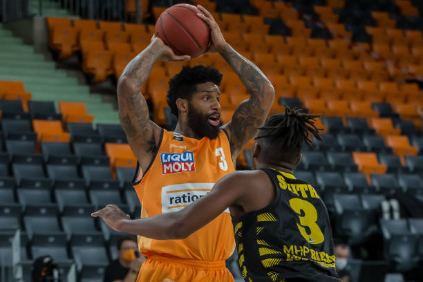 突出主题关 突出主题关